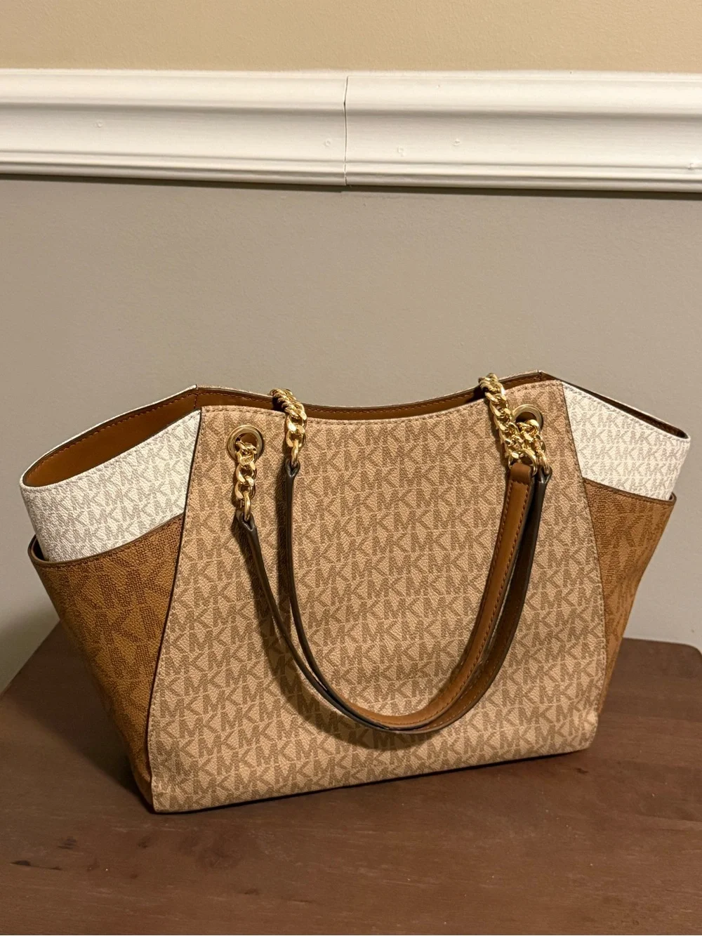Michael Kors Jet Set Large Color-Block Signature Logo Tote Bag